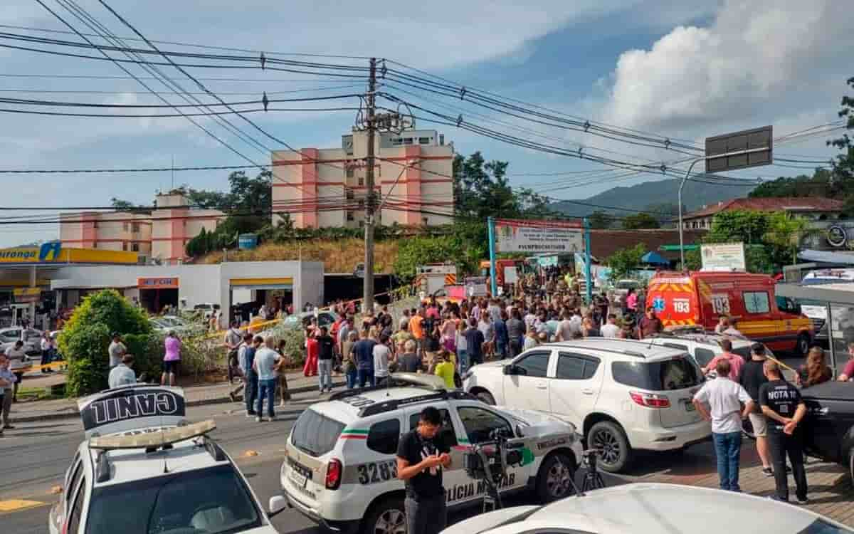 TragÉdia Quatro Crianças São Mortas Após Ataque A Creche Em Blumenau