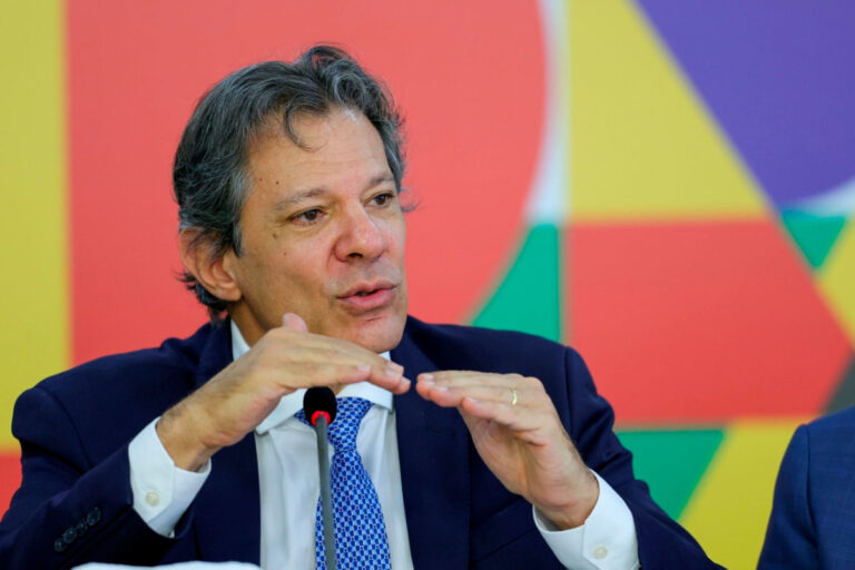 Haddad confirma que não vai aumentar o imposto do MEI em 2025