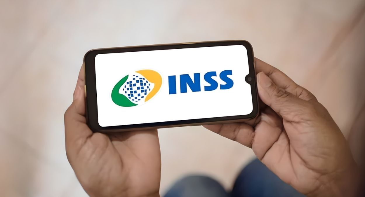 Secretário da Conafer presta depoimento à CPMI do INSS