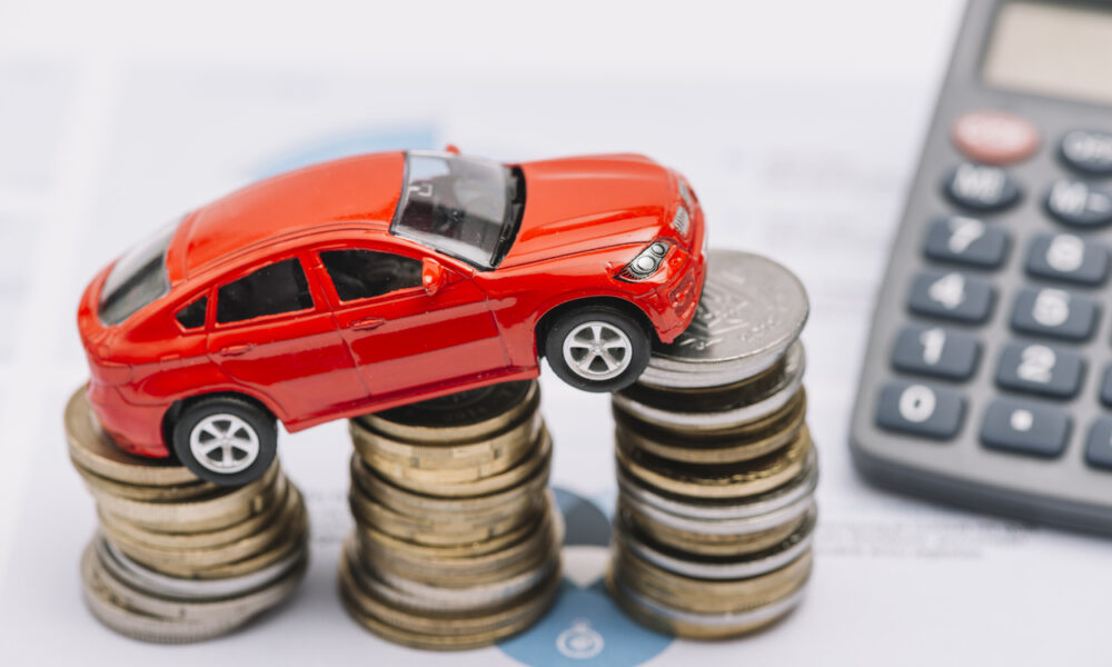 Idosos terão desconto na compra de carro zero? Entenda o que prevê o projeto de lei