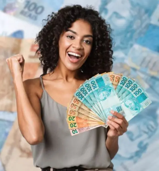 Brasileiros vão receber dinheiro extra no final de agosto
