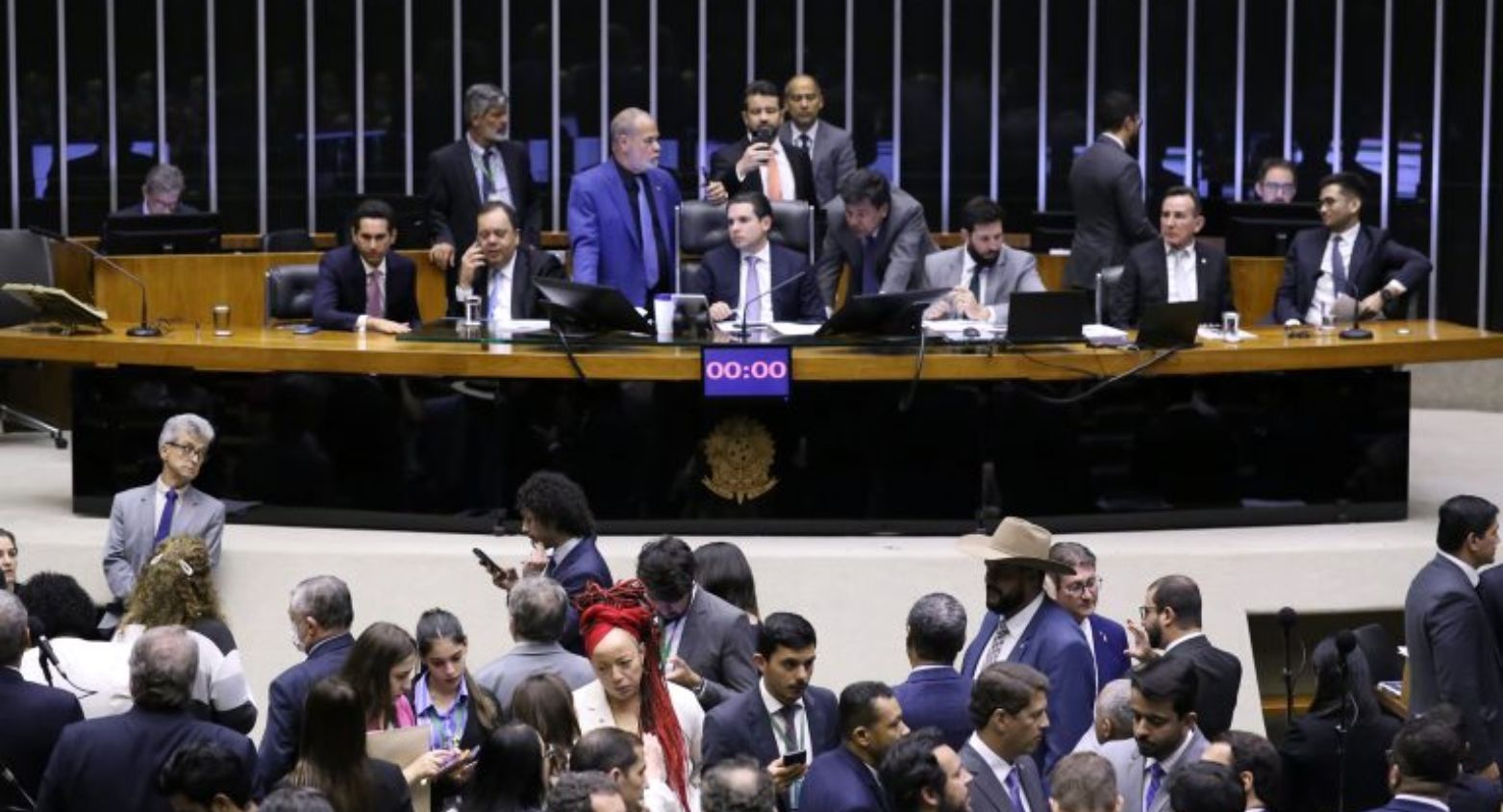Câmara retira de pauta a MP sobre tributação de investimentos