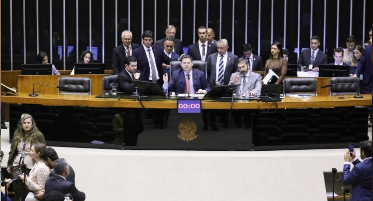 Congresso aprova projeto que torna permanentes as mudanças no IR