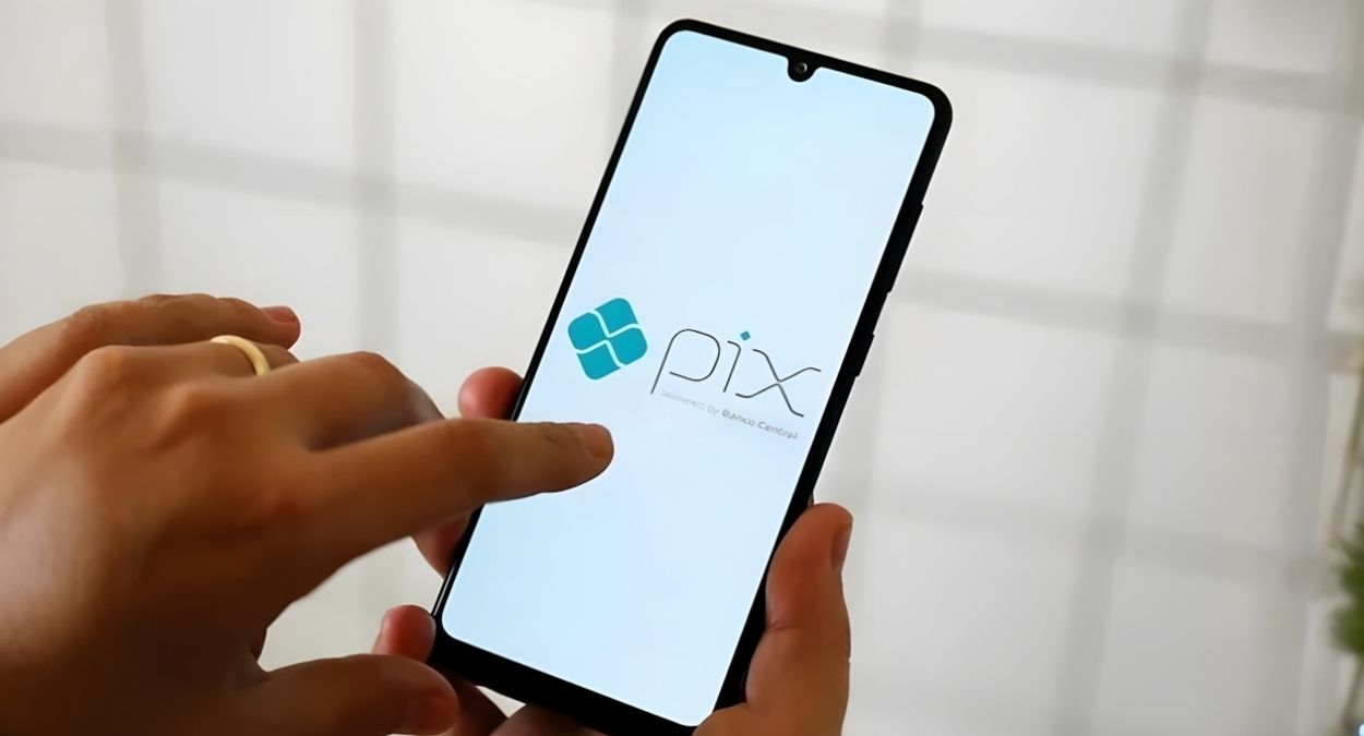 Quais transferências via pix preciso declarar no IR 2026?
