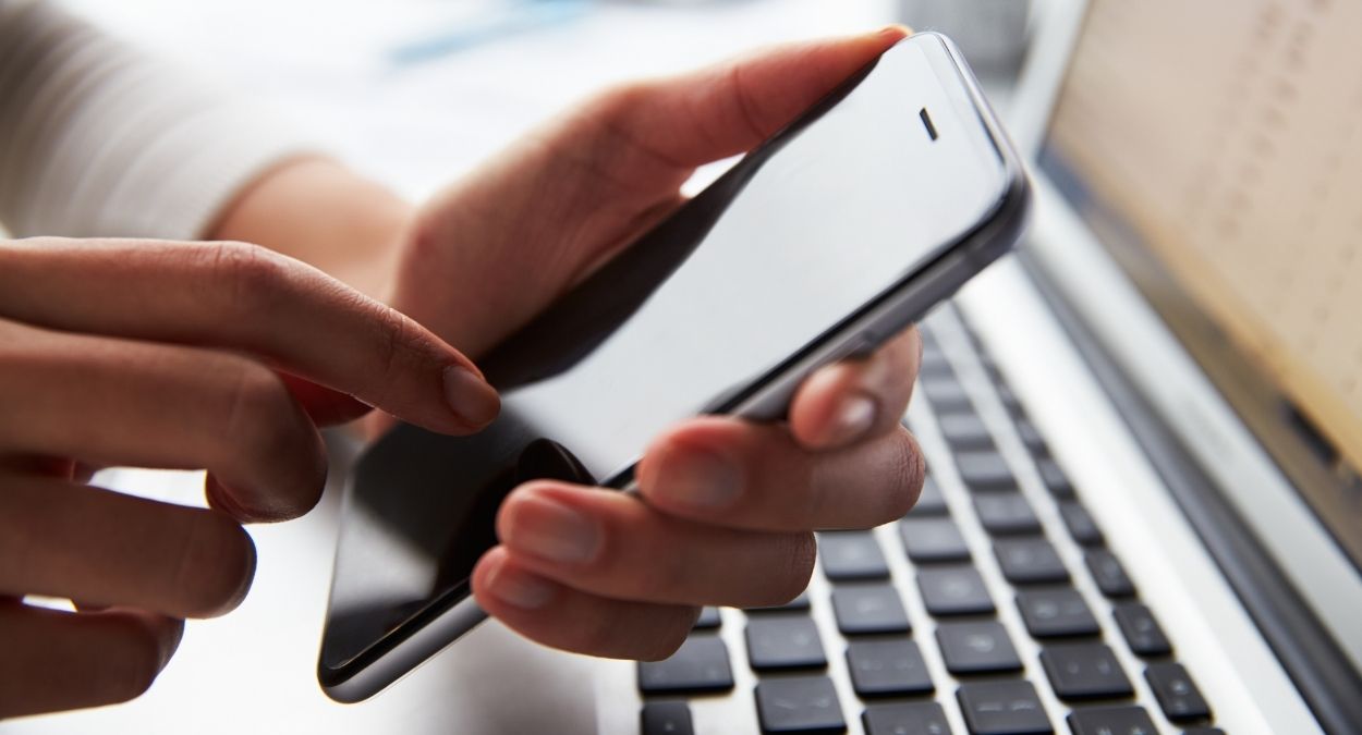 Empregador pode impedir o uso de celular no horário de trabalho