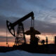 Petróleo mais caro faz governo rever inflação para 2026