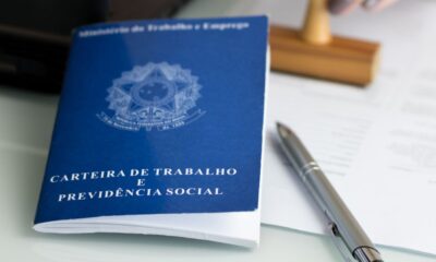 Sou obrigado a trabalhar nos domingos e feriados?